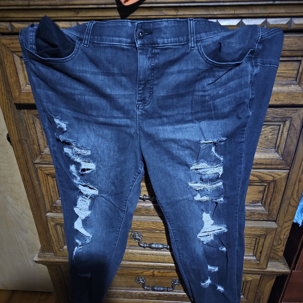 Torrid size 26 jeans